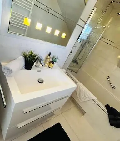 Luxusapartment Mit Balkon Naehe Dortmund * Bochum