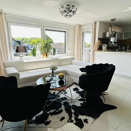 Appartement Luxusapartment Mit Balkon Naehe Dortmund *