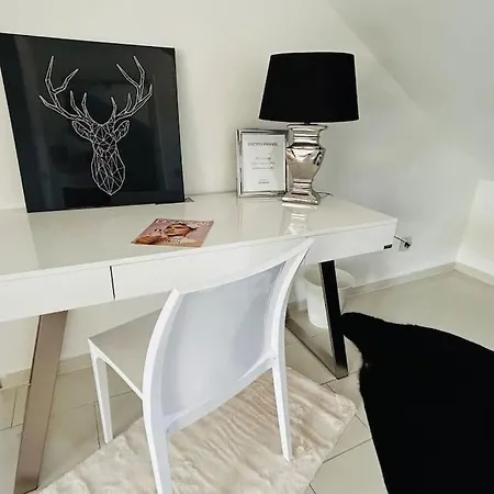 Luxusapartment Mit Balkon Naehe Dortmund * Bochum