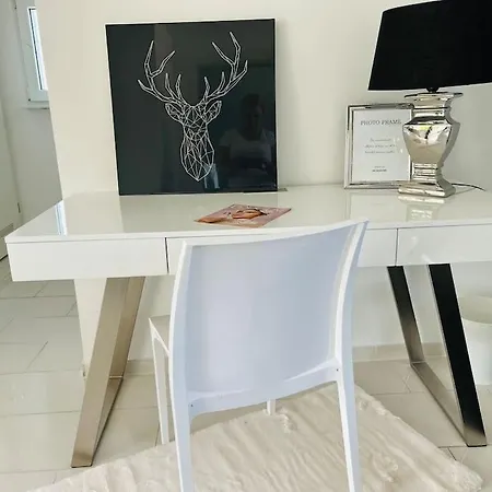 Luxusapartment Mit Balkon Naehe Dortmund Apartmán