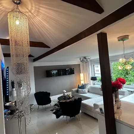 Luxusapartment Mit Balkon Naehe Dortmund Apartment