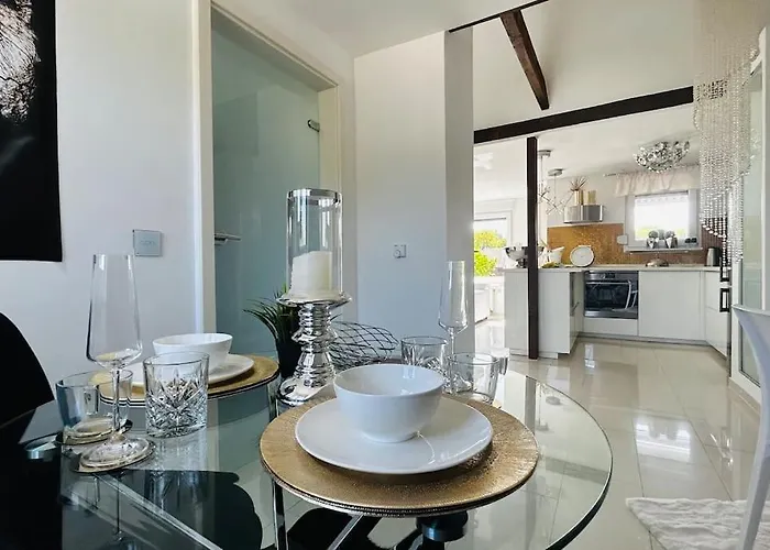 Luxusapartment Mit Balkon Naehe Dortmund Apartament