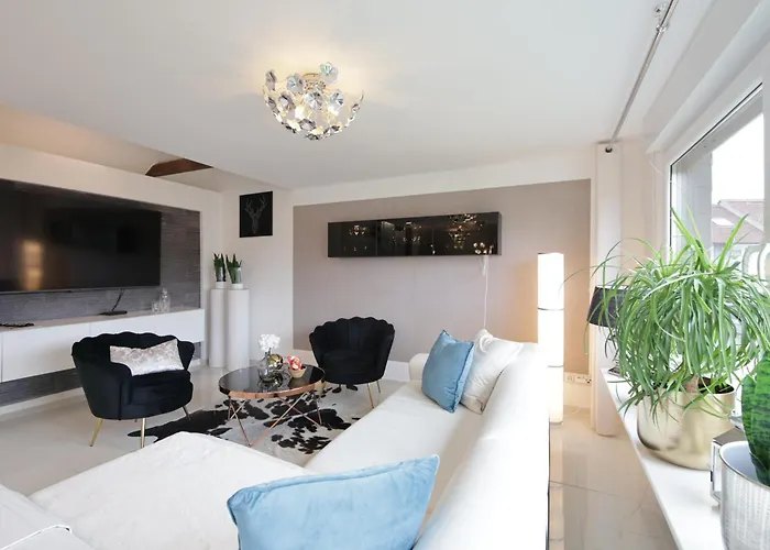 Luxusapartment Mit Balkon Naehe Dortmund *